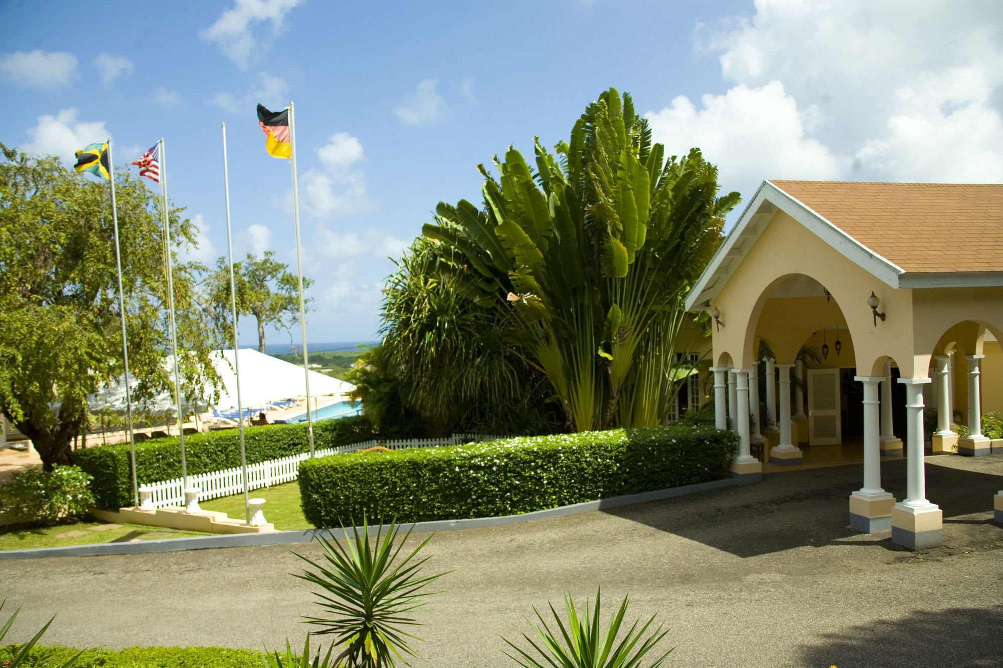 Cardiff Hotel&Spa Runaway Bay Exteriér fotografie